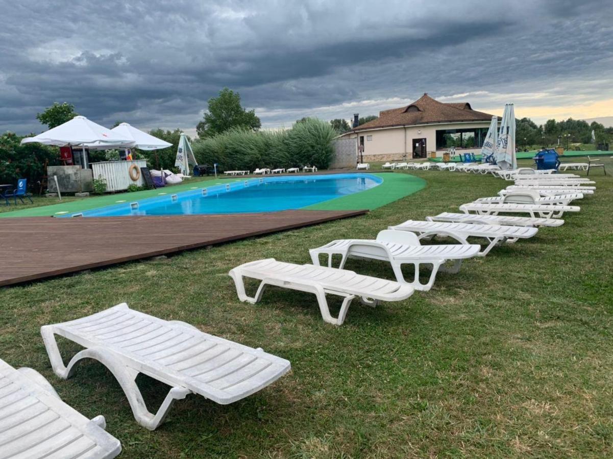 Aventurier Club Villa Rozhny Kültér fotó